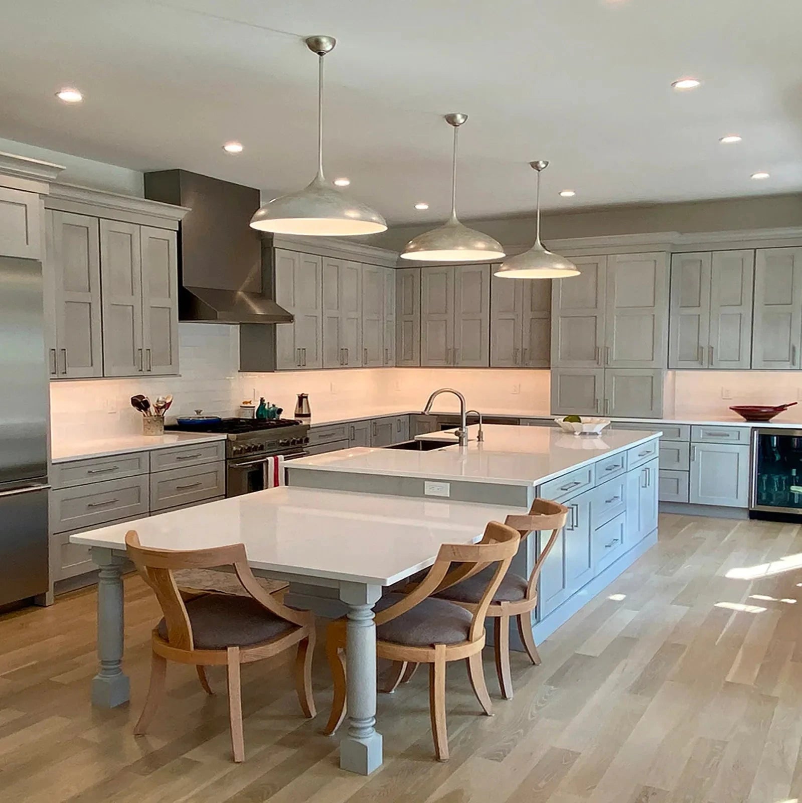 Worldwide Flooring Design Center Crestwood - Painted Finishes Crestwood - Painted Finishes Crestwood 