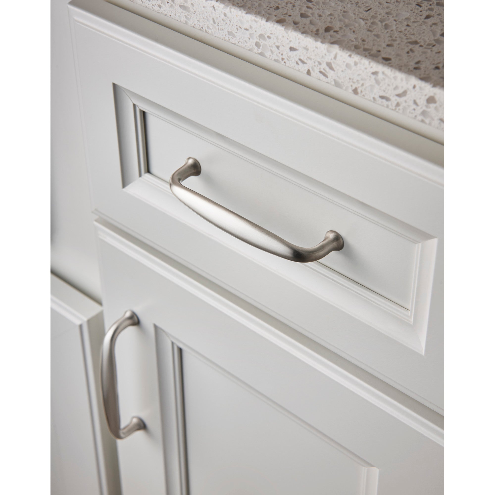Worldwide Flooring Design Center Charlotte Pull 6 Inch (c-c) Polished Nickel Charlotte Pull 6 Inch (c-c) Polished Nickel Top Knobs Decorative Hardware