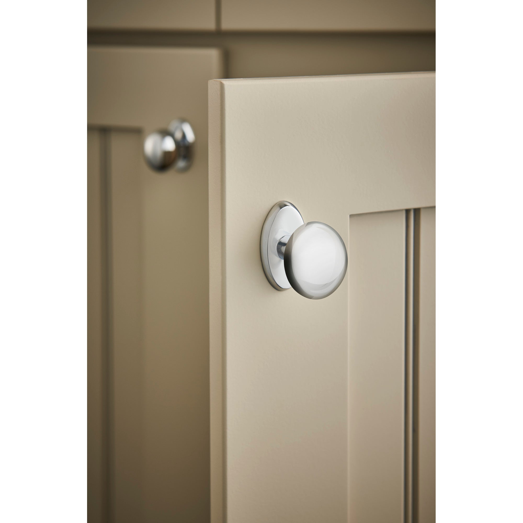 Worldwide Flooring Design Center Aspen II Round Knob 1 1/8 Inch Polished Nickel Aspen II Round Knob 1 1/8 Inch Polished Nickel Top Knobs Decorative Hardware
