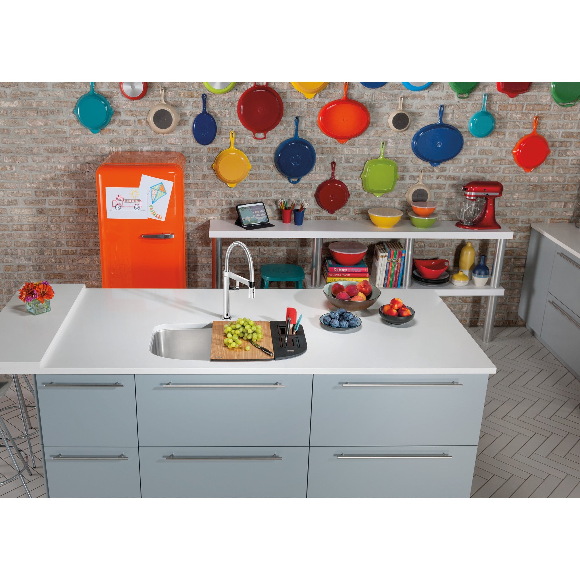 Worldwide Flooring Design Center Hopewell Bar Pull 11 11/32 Inch (c-c) Ash Gray Hopewell Bar Pull 11 11/32 Inch (c-c) Ash Gray Top Knobs Decorative Hardware