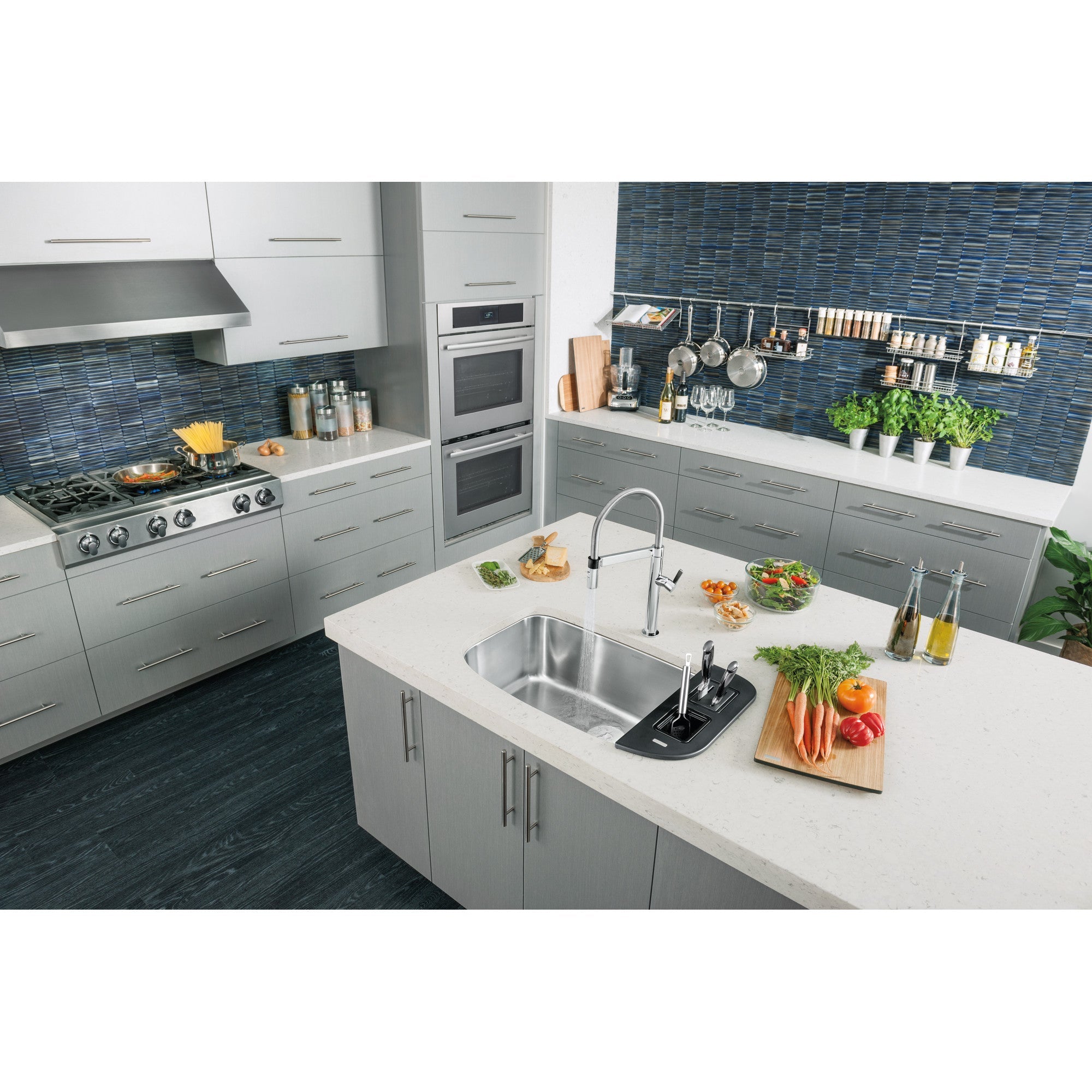 Worldwide Flooring Design Center Hopewell Bar Pull 11 11/32 Inch (c-c) Ash Gray Hopewell Bar Pull 11 11/32 Inch (c-c) Ash Gray Top Knobs Decorative Hardware