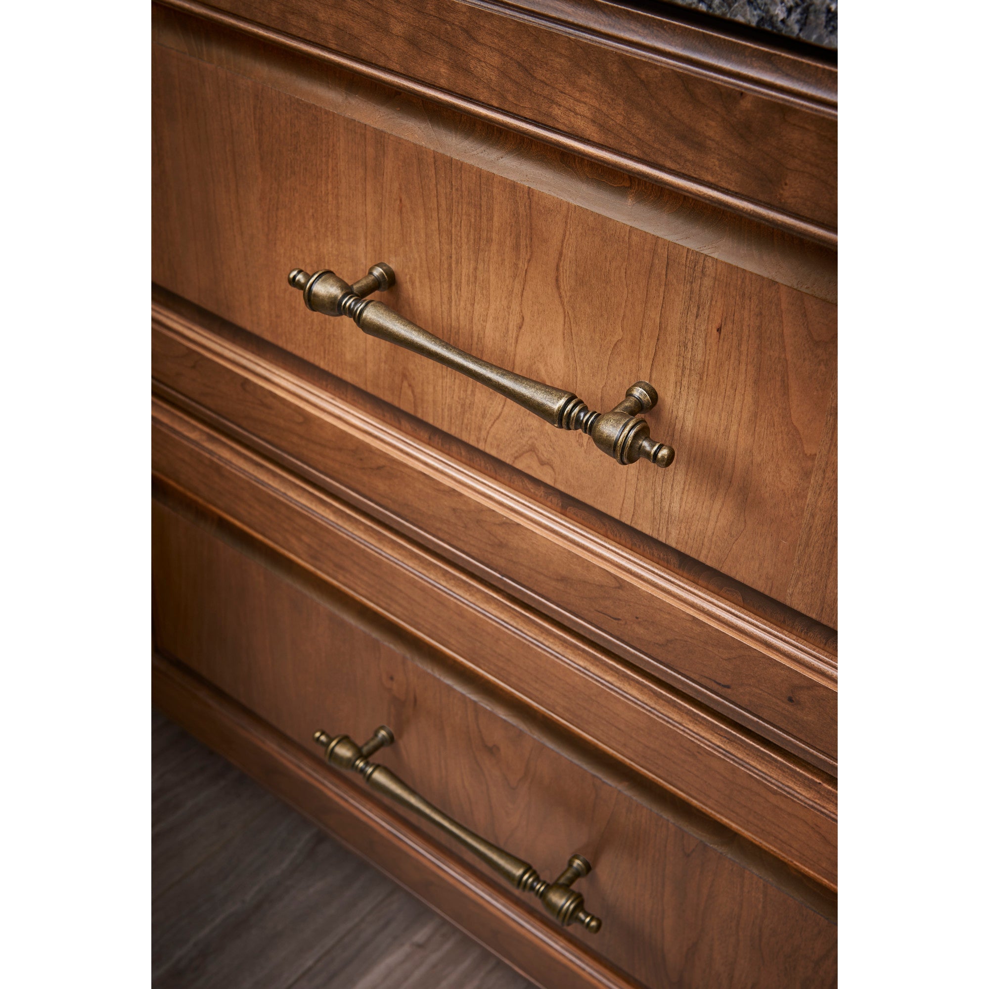 Worldwide Flooring Design Center Somerset Finial Pull 7 Inch (c-c) Brushed Satin Nickel Somerset Finial Pull 7 Inch (c-c) Brushed Satin Nickel Top Knobs Decorative Hardware