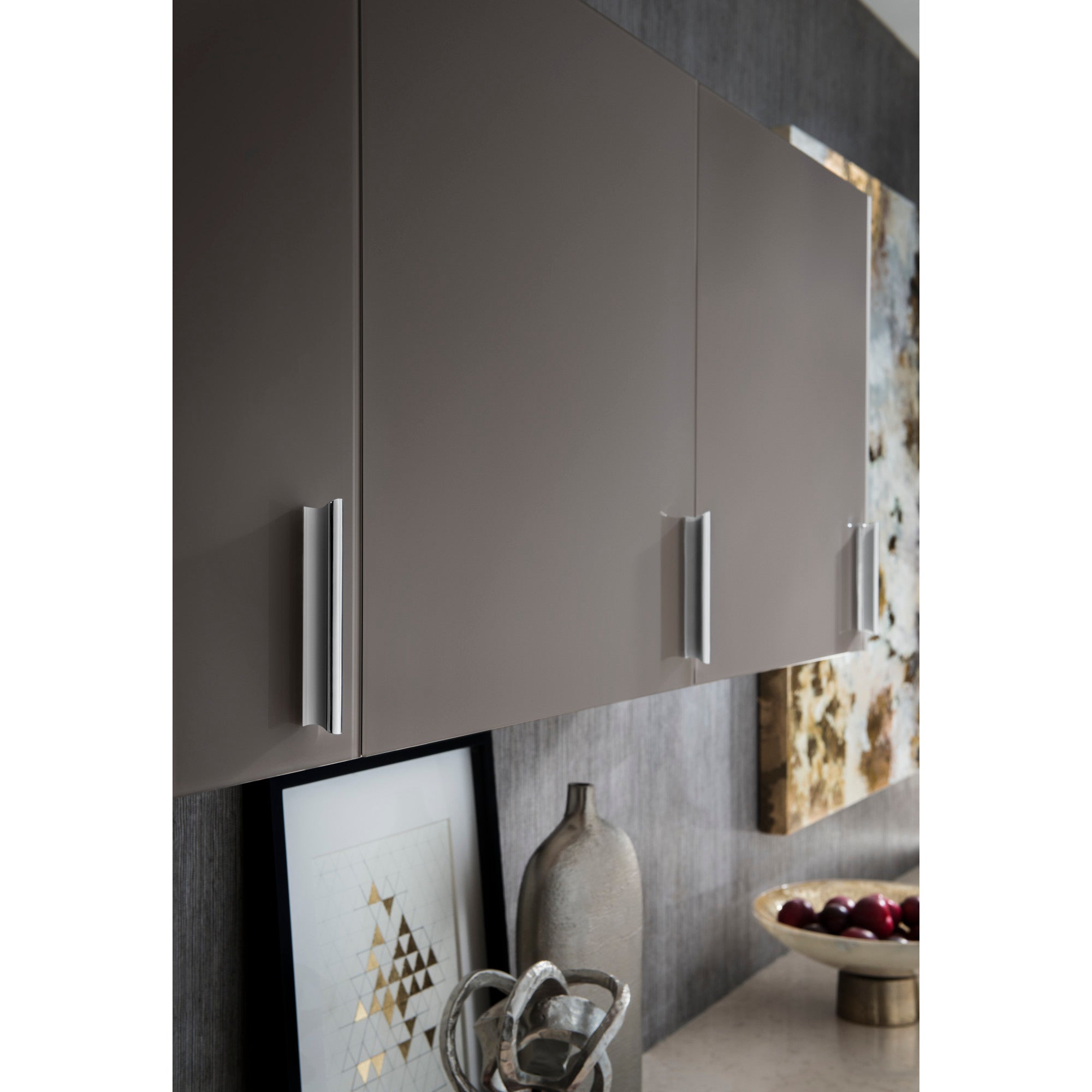 Worldwide Flooring Design Center Glacier Pull 2 Inch (c-c) Polished Nickel Glacier Pull 2 Inch (c-c) Polished Nickel Top Knobs Decorative Hardware