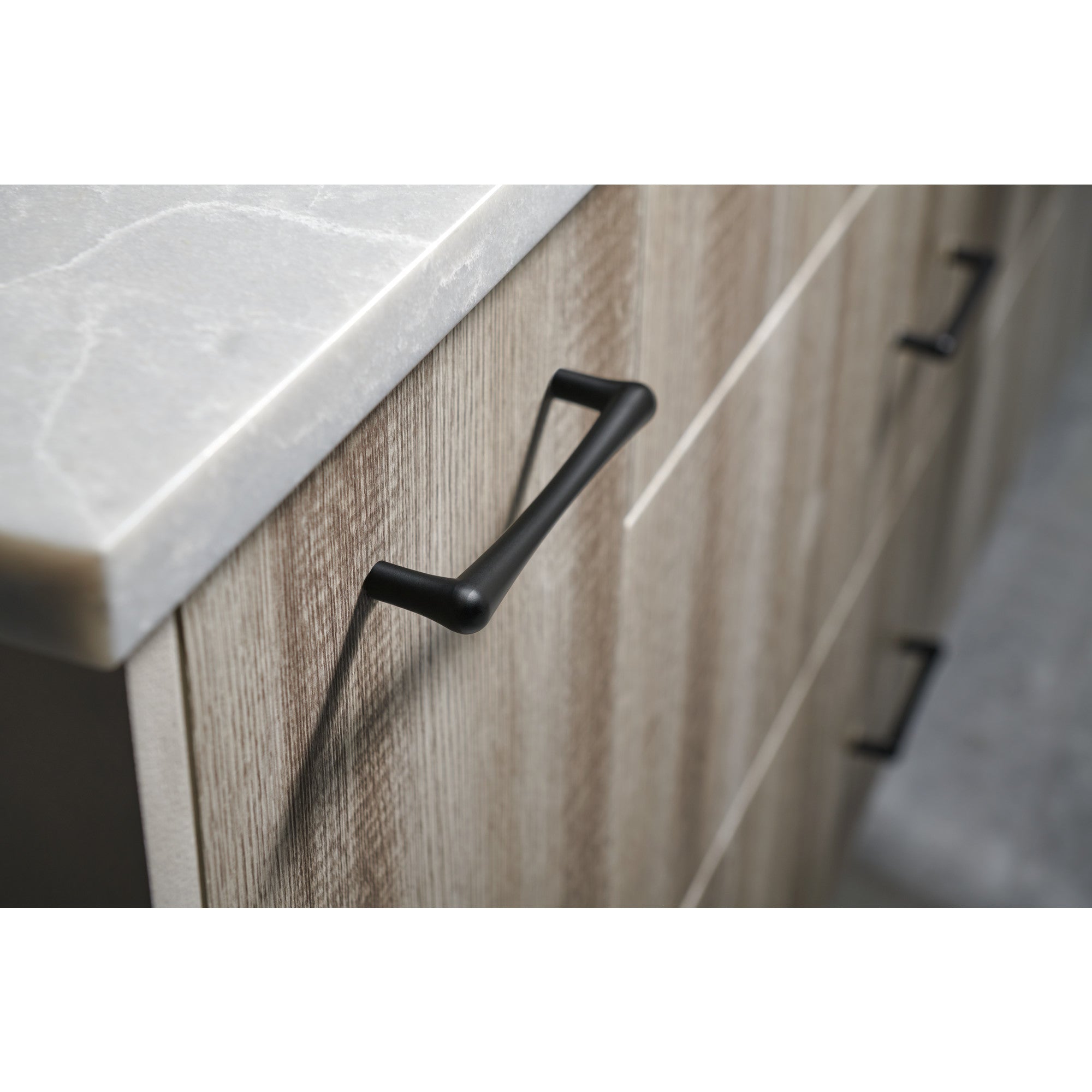 Worldwide Flooring Design Center Brookline Pull 9 Inch (c-c) Flat Black Brookline Pull 9 Inch (c-c) Flat Black Top Knobs Decorative Hardware
