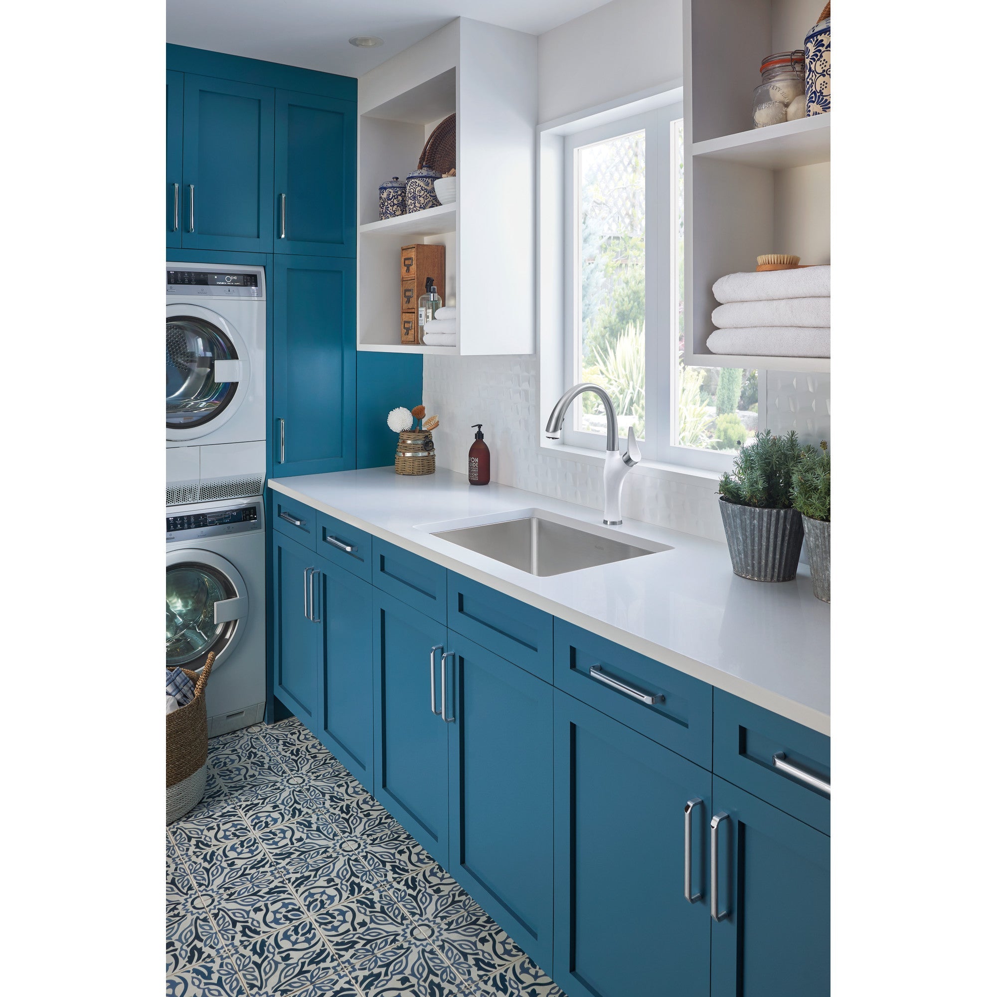 Worldwide Flooring Design Center Exeter Pull 5 1/16 Inch (c-c) Brushed Satin Nickel Exeter Pull 5 1/16 Inch (c-c) Brushed Satin Nickel Top Knobs Decorative Hardware