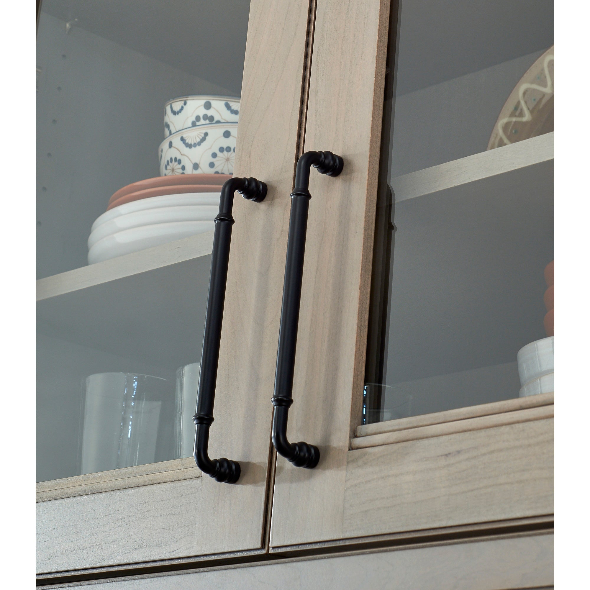 Worldwide Flooring Design Center Brixton Pull 3 3/4 Inch (c-c) Flat Black Brixton Pull 3 3/4 Inch (c-c) Flat Black Top Knobs Decorative Hardware
