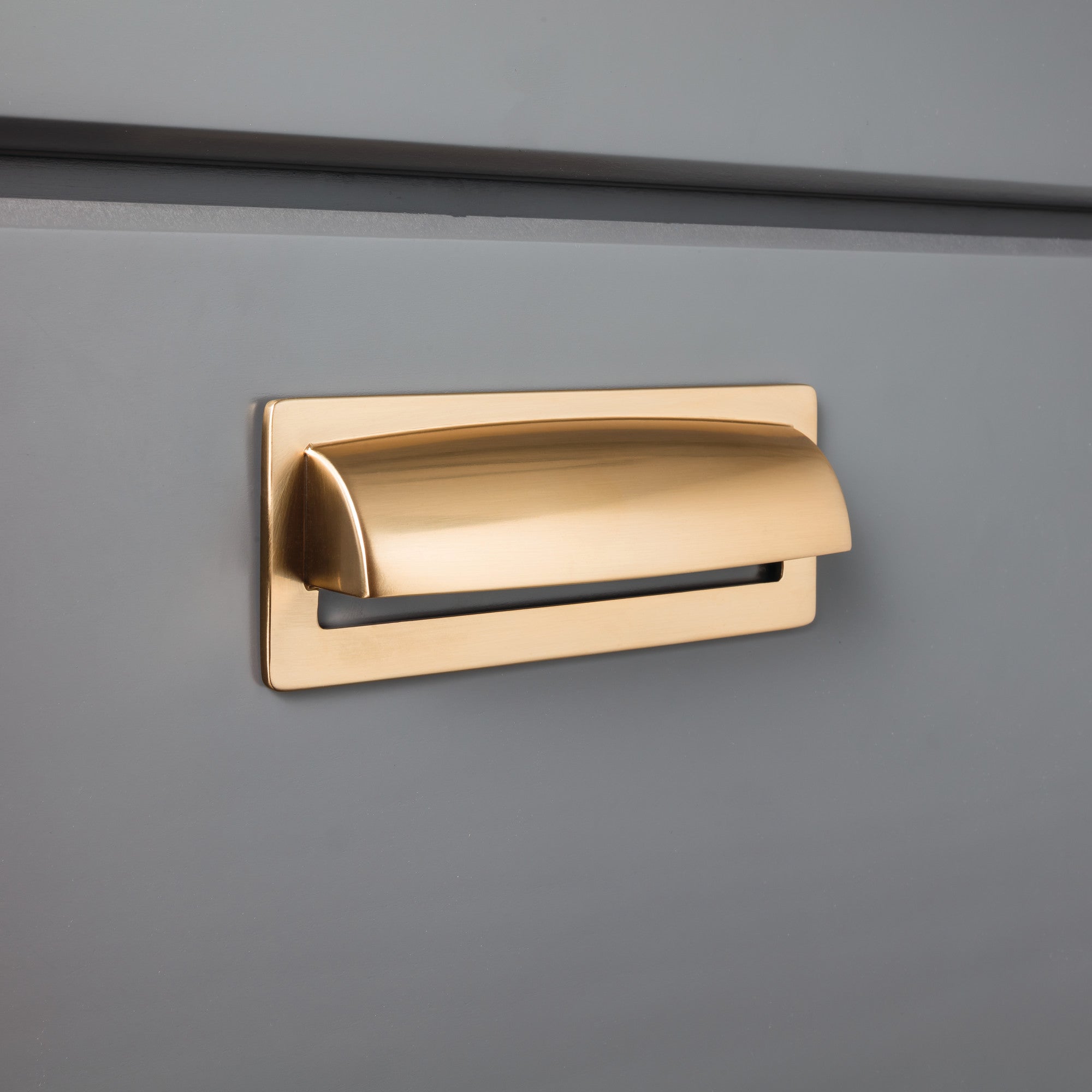 Worldwide Flooring Design Center Hollin Cup Pull 3 3/4 Inch (c-c) Honey Bronze Hollin Cup Pull 3 3/4 Inch (c-c) Honey Bronze Top Knobs Decorative Hardware
