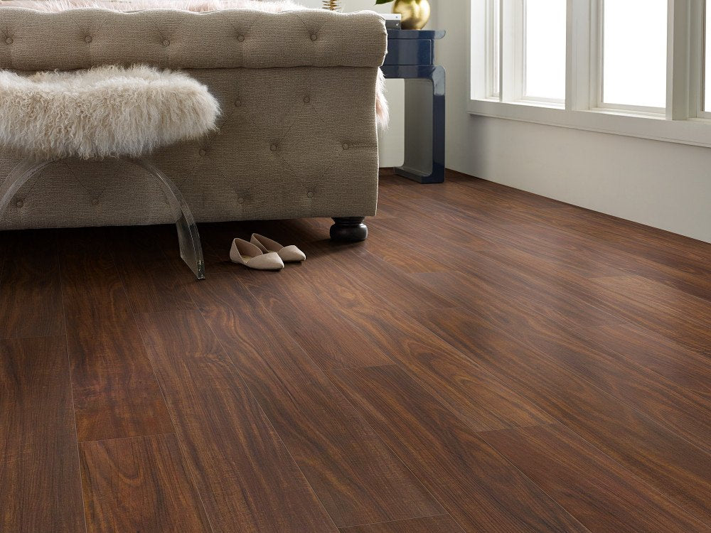 Worldwide Flooring Design Center CLASSIC OAK PLANK - SANTOS CLASSIC OAK PLANK - SANTOS Shaw Floors Floors